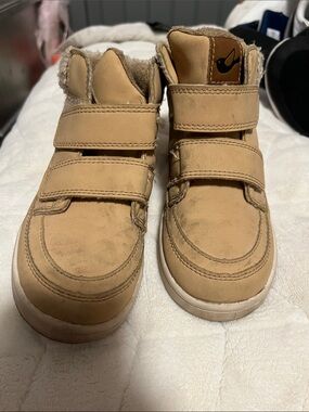 Kids Tan High-Top Winter Sneakers with Faux Fur Lining